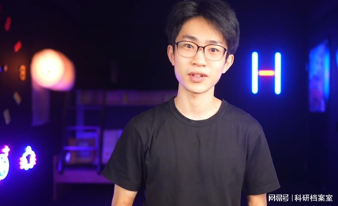 何同学年收入或千万揭秘何同学年收入或千万的秘密