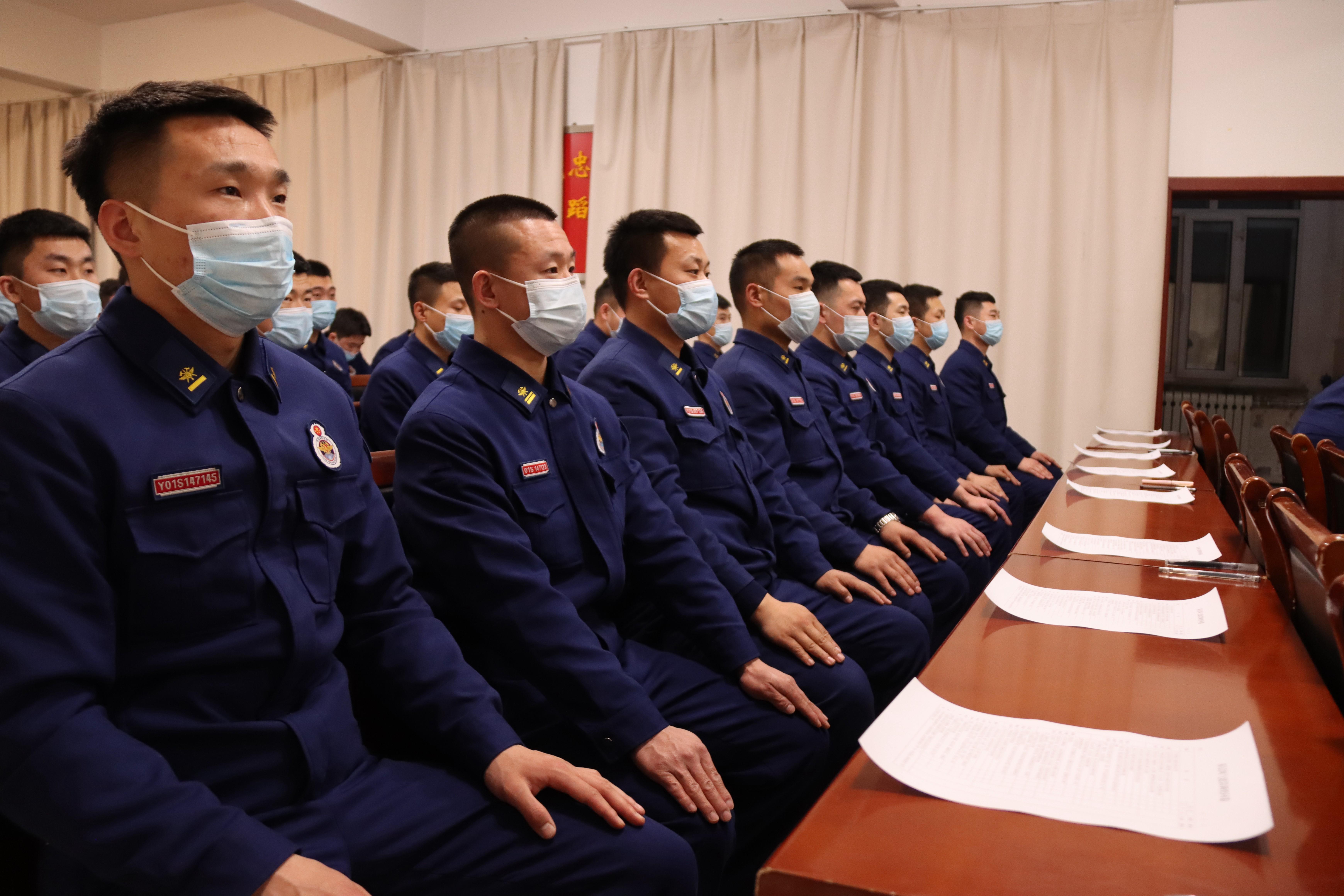 官方辟谣呼伦贝尔救援车辆蹲点收费官方辟谣，呼伦贝尔救援车辆并未蹲点收费