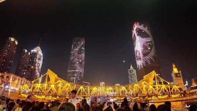 牛弹琴：天津这一幕 全世界都看到了牛弹琴，天津这一幕，全世界都看到了